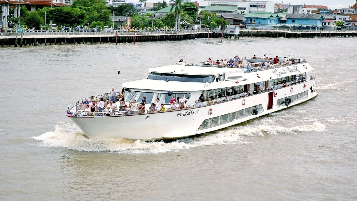 Grand Pearl River Cruise and Dinning Experience With Join Transfer